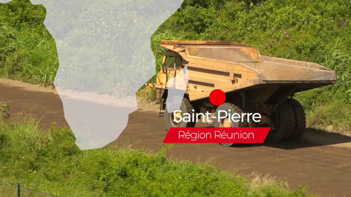 Waste recovery and recycling centre on le de Îla Réunion